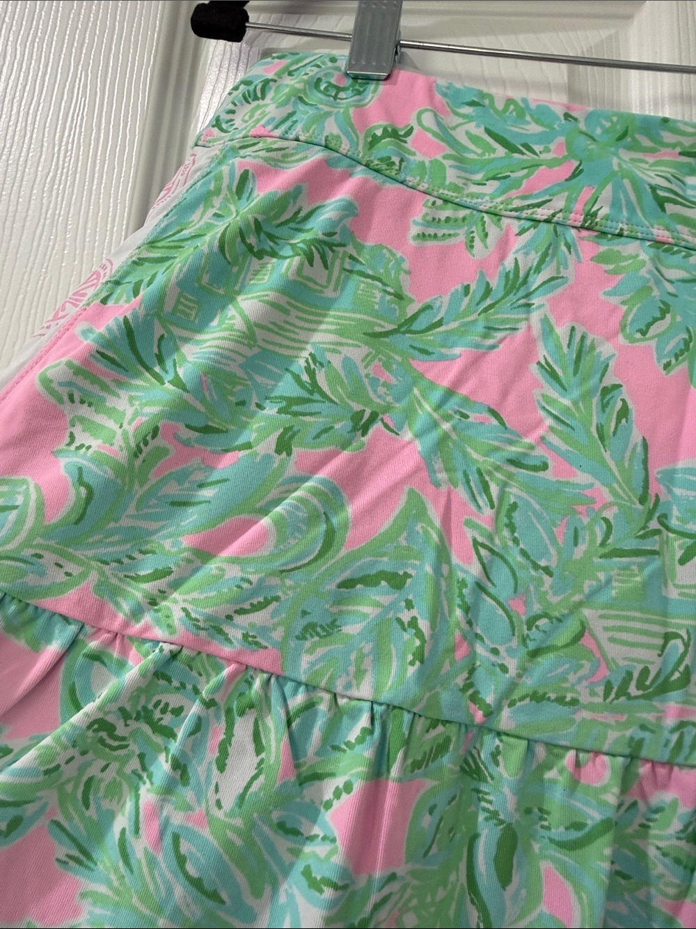 LILLY PULITZER SIZE Large LUXLETIC ATALIA SKORT *PINK SAND PARADISE* RARE - Picture 3 of 3